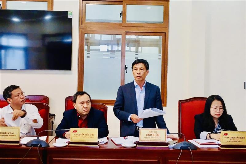 Chánh Thanh tra tỉnh Lâm Đồng Ngô Kiểm phát biểu tại Kỳ họp