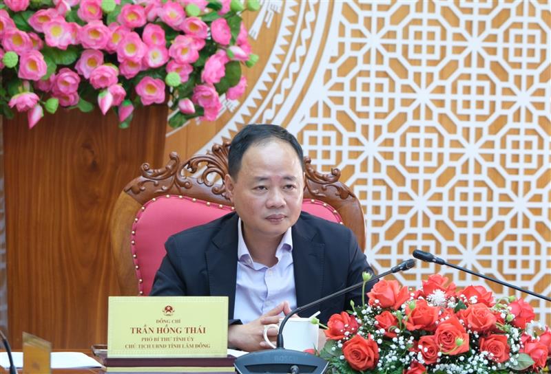 Đồng chí Trần Hồng Thái - Phó Bí thư Tỉnh ủy, Chủ tịch UBND tỉnh chủ trì hội nghị tại điểm cầu tỉnh Lâm Đồng