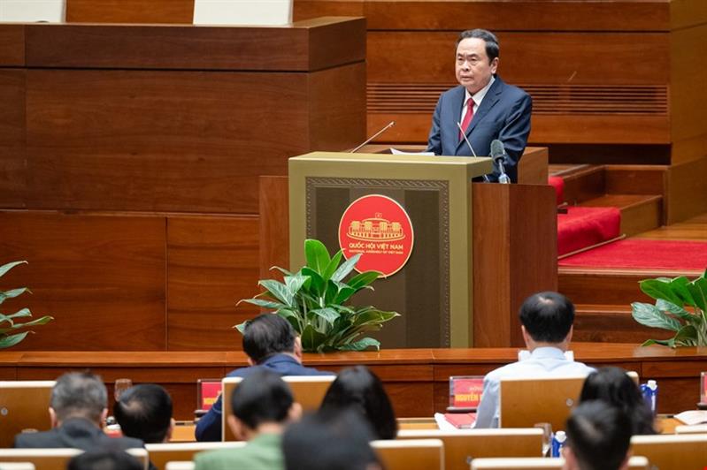 Nhiều thông tin mới về việc sửa đổi Hiến pháp và bầu cử đại biểu Quốc hội khoá XVI được Chủ tịch Quốc hội thông tin.