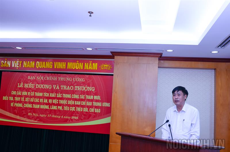 Đồng chí Nguyễn Hữu Đông, Ủy viên Trung ương Đảng, Phó Trưởng Ban Nội chính Trung ương phát biểu