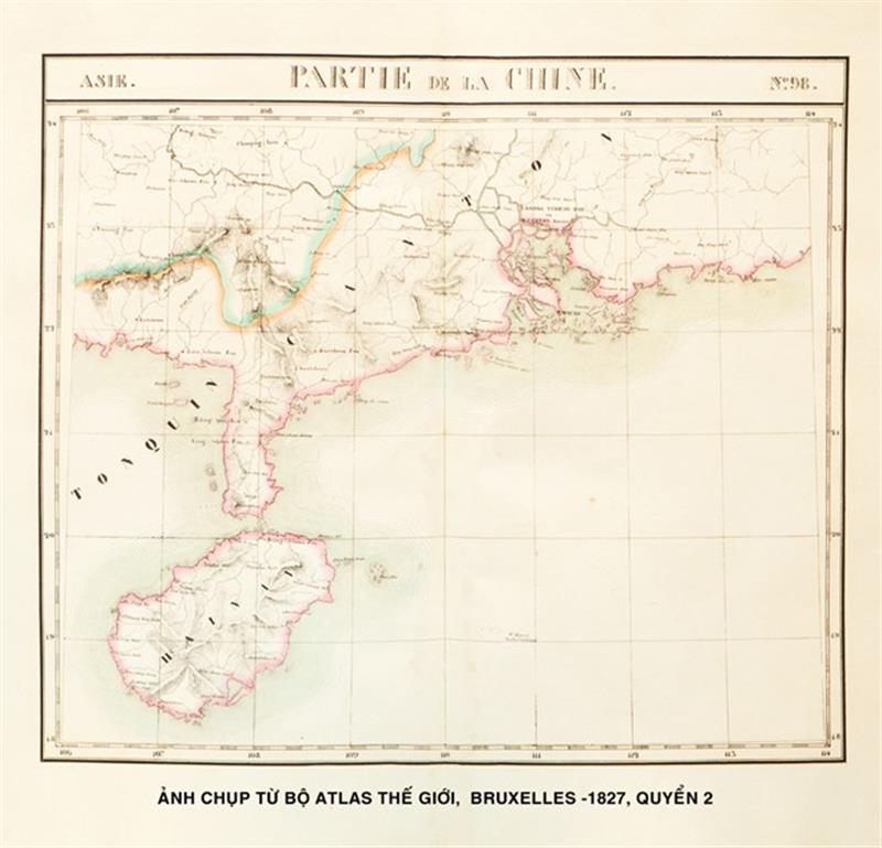 Tập Atlas Thế giới của nhà địa lý học kiệt xuất người Bỉ Philippe Vandermaelen (1795 - 1869), thành viên Hội địa lý Paris, được xuất bản năm 1827 khẳng định Hoàng Sa, Trường Sa là của Việt Nam. Ảnh: Internet.