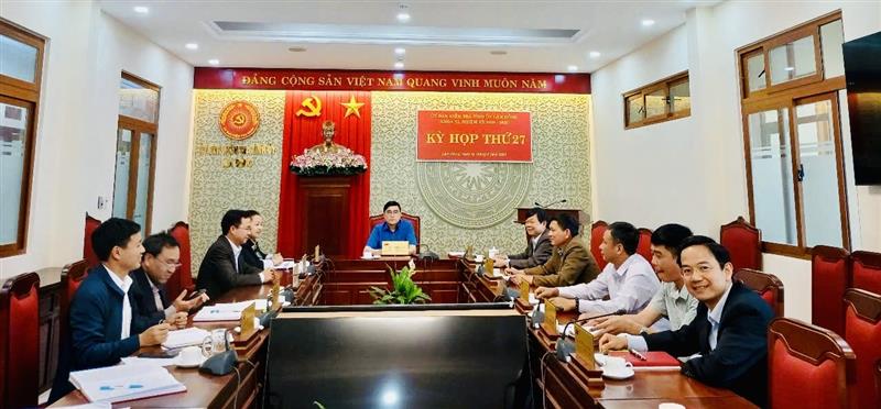 Quang cảnh kỳ họp thứ 27