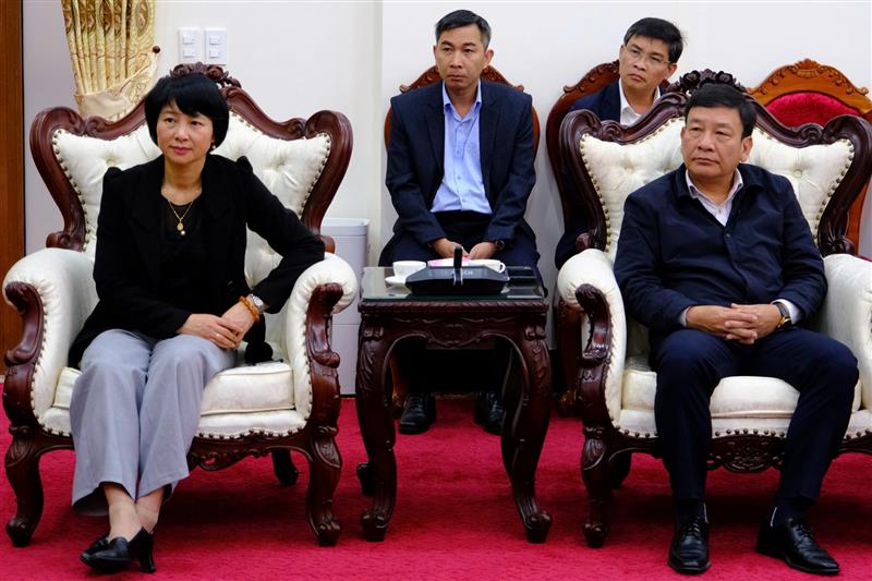 Đồng chí Phạm Thị Phúc - Phó Bí thư Tỉnh uỷ, Chủ tịch HĐND tỉnh và đồng chí Bùi Thắng - Phó Bí thư Tỉnh ủy tham dự