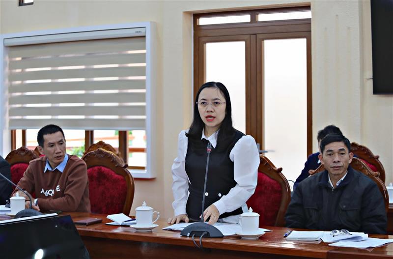 Nhà báo Nguyễn Thị Hải Yến - Trưởng phòng Phóng viên Xây dựng Đảng - Nội chính - Bạn đọc Báo Lâm Đồng phát biểu