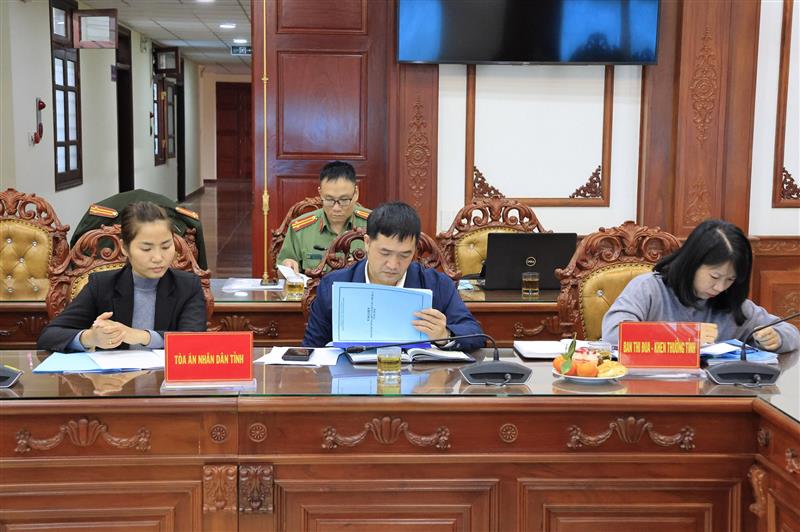 Lãnh đạo Tòa án Nhân dân tỉnh tham dự hội nghị