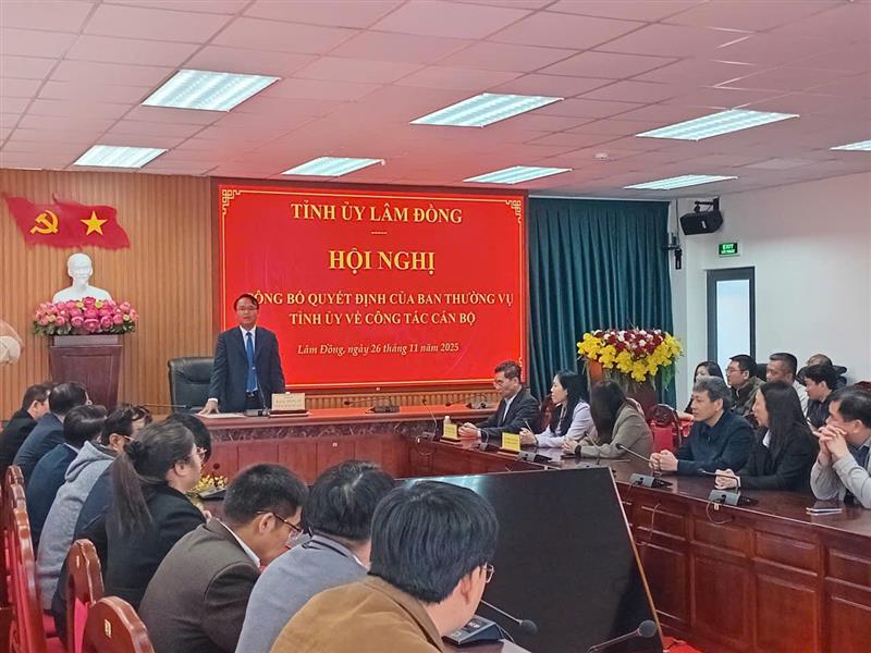 Quang cảnh hội nghị