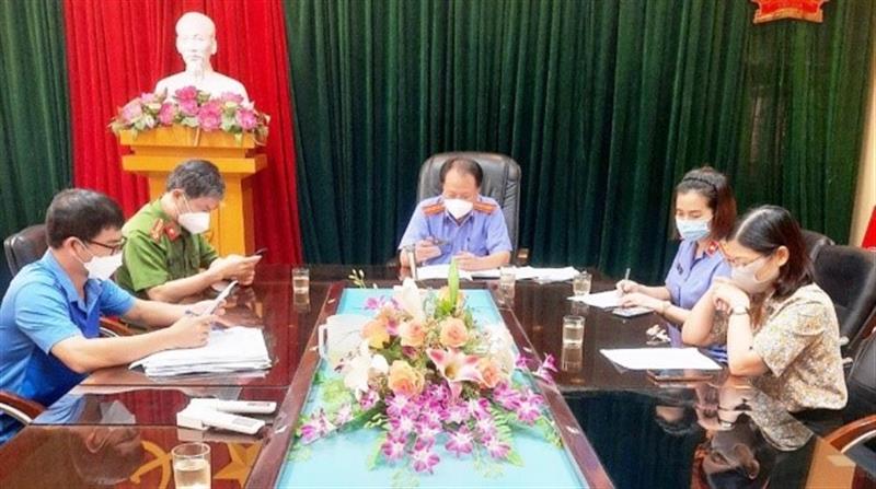 Một cuộc họp của Viện kiểm sát bàn về việc đánh giá, phân loại, xác định căn cứ khởi tố vụ án hình sự