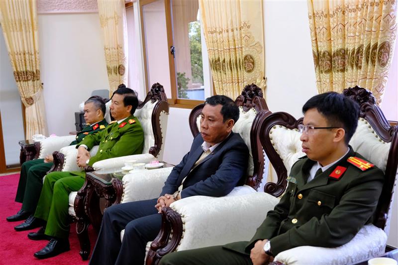 Đại diện lãnh đạo các cơ quan khối Nội chính tỉnh tham dự