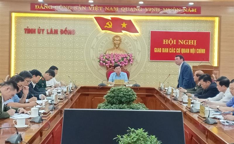 Toàn cảnh Hội nghị giao ban các cơ quan nội chính tỉnh năm 2023