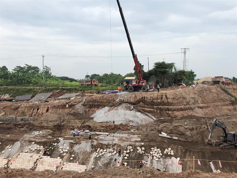 Có những công trình kéo dài cả thập kỷ vẫn nằm “đắp chiếu”gây ra một sự lãnh phí không hề nhỏ. (Ảnh minh họa: TH)