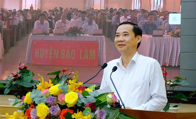 Đồng chí Nguyễn Thái Học - Quyền Bí thư Tỉnh ủy phát biểu kết luận Hội nghị. Ảnh baolamdong.vn