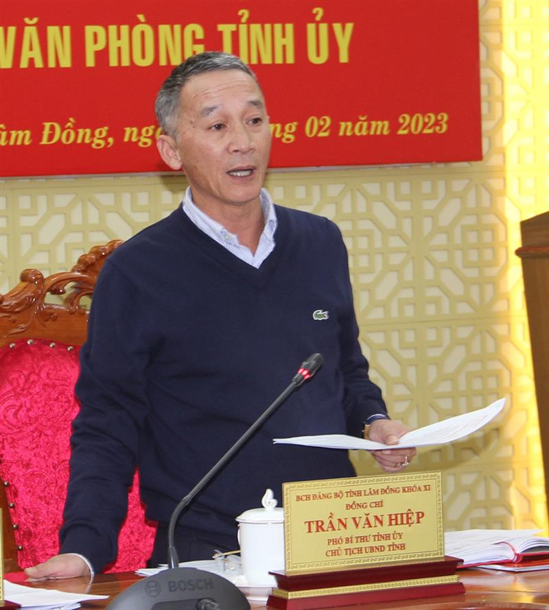 Đồng chí Trần Văn Hiệp - Phó Bí thư Tỉnh ủy, Chủ tịch UBND tỉnh phát biểu tại buổi làm việc